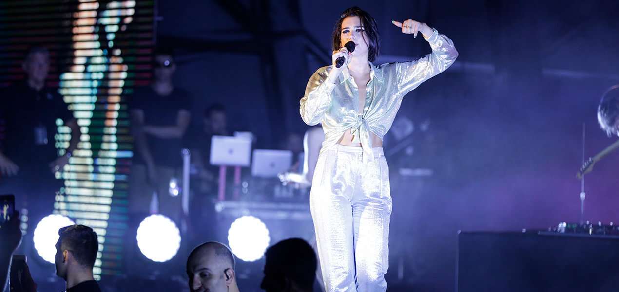 Regnumcarya Dualipa Slider2