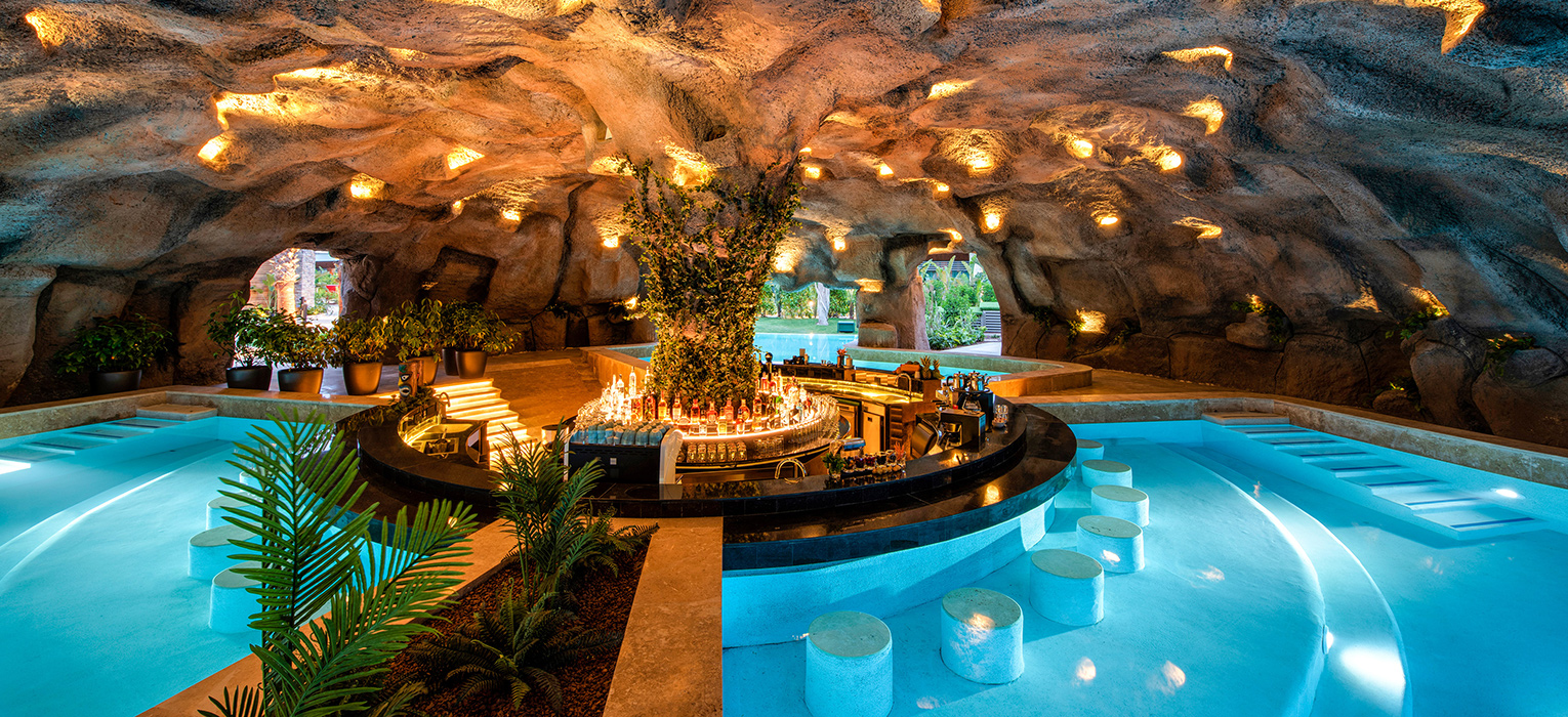 Regnumcarya Amber Cave Bar 1(1) Slider
