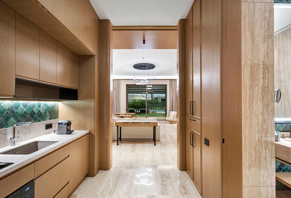 Regnumcarya Amberlagoonvilla Kitchen 25 Slider 4